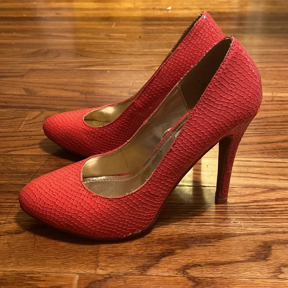 Steve Madden Snakeskin Heels